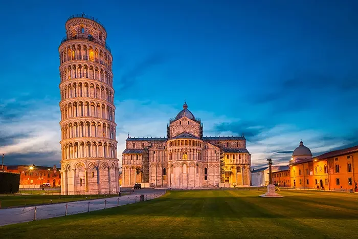 Apes Pisa